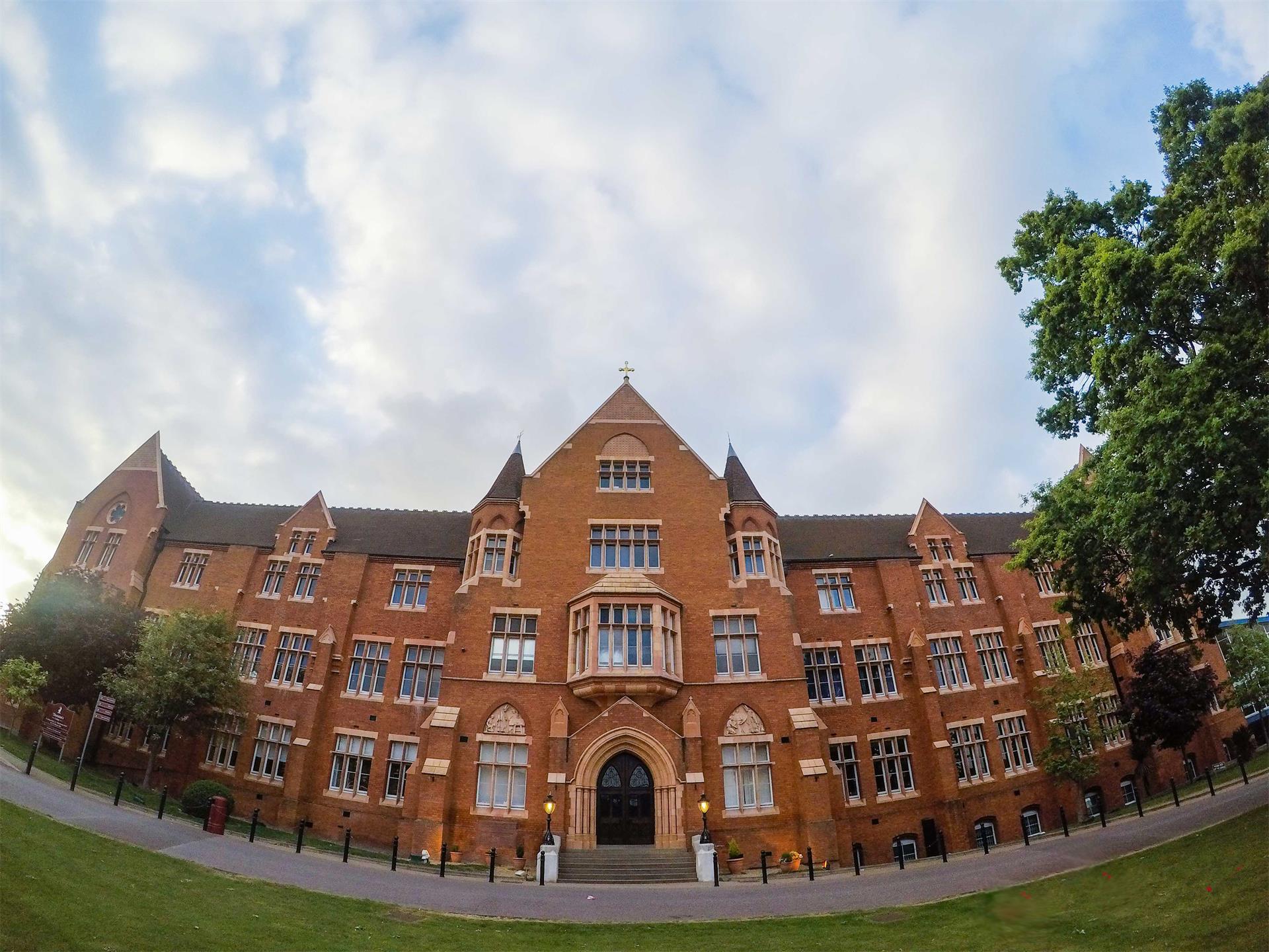 St Dunstan’s College